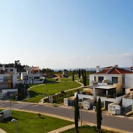 Apartamento Encosta Do Mar * 波尔蒂芒